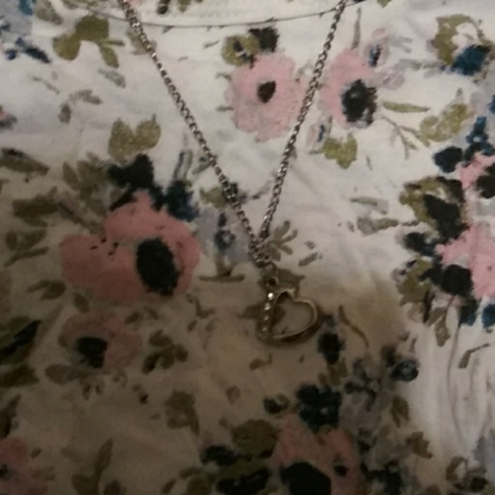 Shirt - Picture 2 of 4